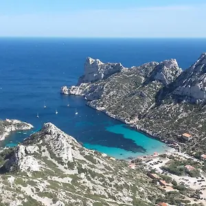 Appartement With Terrace At 150 Meters From The Sea, Marseille